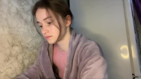 Kate online show from March 2026 06:47:02 PM