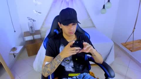 B R A N D online show from December 2025 01:15:02 AM