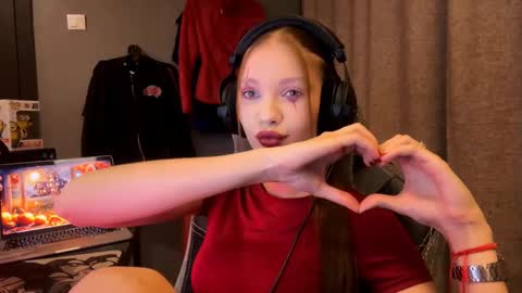 Alice online show from November 2025 01:24:03 PM