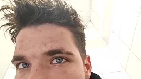 Brandon online show from October 2025 12:12:02 PM