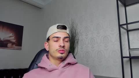 BrandonTateX online show from December 2024 04:44:02 PM