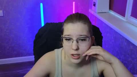 Belle  online show from March 2025 01:43:01 AM