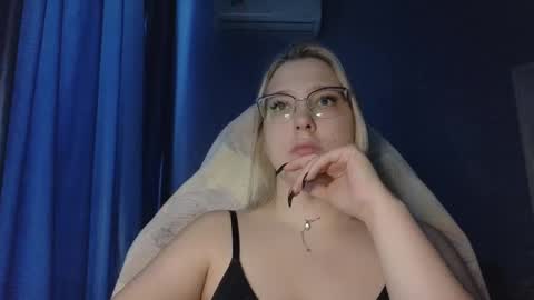 Belle  online show from November 2025 08:46:02 AM