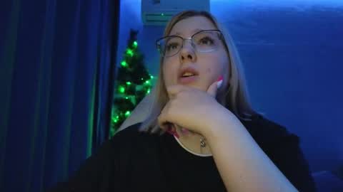 Belle  online show from December 2025 10:52:02 AM