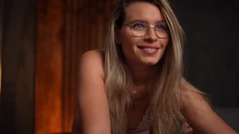 Alex online show from January 2025 04:59:01 AM