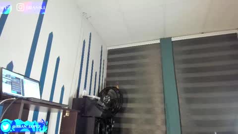 Instagram             twitter BRAN LOPEZ  online show from March 2025 03:57:02 AM