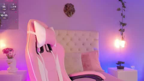   online show from February 2025 12:54:01 PM