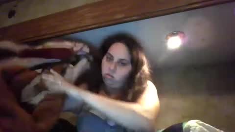 Bay online show from February 2025 01:46:02 AM