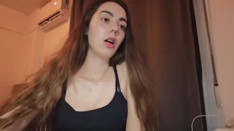 Annie online show from December 2024 09:17:01 PM