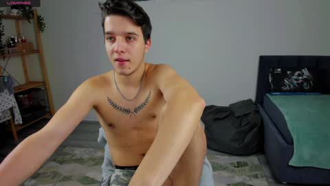 Snapshot of bravo_maestro chatting on December 2024 10:05:02 PM Johny Bravo online show from December 2024 10:05:02 PM