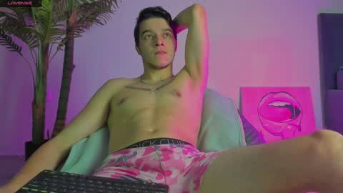 Snapshot of bravo_maestro chatting on December 2024 08:36:02 PM Johny Bravo online show from December 2024 08:36:02 PM