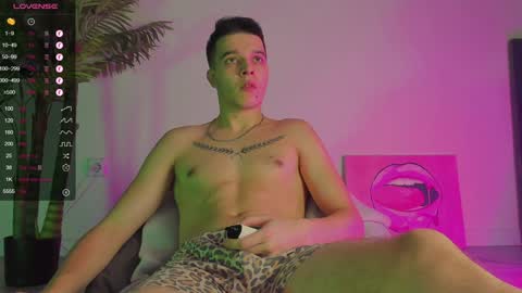 Snapshot of bravo_maestro chatting on December 2024 05:55:02 AM Johny Bravo online show from December 2024 05:55:02 AM