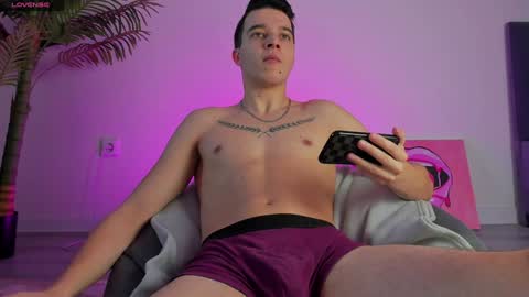 Snapshot of bravo_maestro chatting on January 2025 12:49:02 PM Johny Bravo online show from January 2025 12:49:02 PM