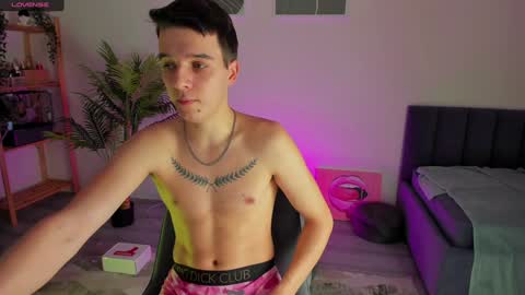 Snapshot of bravo_maestro chatting on January 2025 07:37:01 PM Johny Bravo online show from January 2025 07:37:01 PM