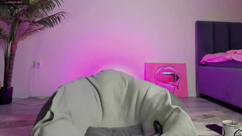 Snapshot of bravo_maestro chatting on February 2025 08:09:01 PM Johny Bravo online show from February 2025 08:09:01 PM