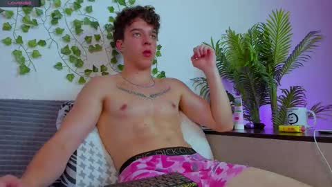 Snapshot of bravo_maestro chatting on September 2025 02:05:02 PM Johny Bravo online show from September 2025 02:05:02 PM