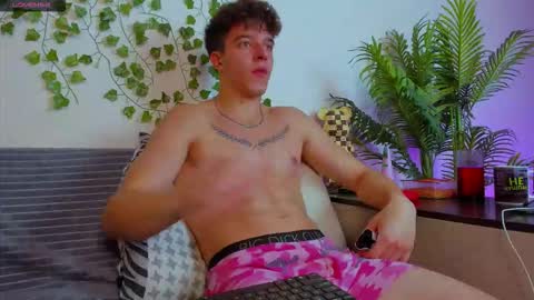 Snapshot of bravo_maestro chatting on September 2025 08:14:01 PM Johny Bravo online show from September 2025 08:14:01 PM