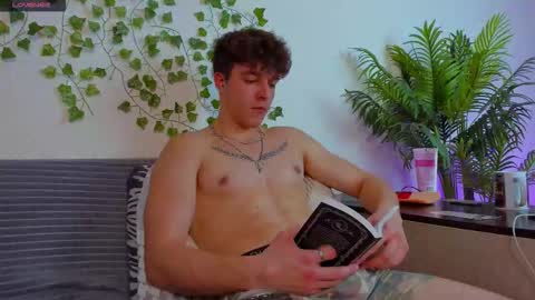 Snapshot of bravo_maestro chatting on October 2025 01:45:02 PM Johny Bravo online show from October 2025 01:45:02 PM