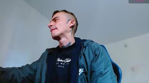 Snapshot of bray_hotboy chatting on January 2026 02:10:01 PM Bray Hotboy online show from January 2026 02:10:01 PM