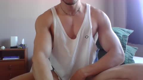 braziliangoodboy online show from September 2025 06:51:02 PM