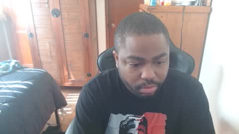 Snapshot of breadw1nnah chatting on December 2024 07:23:01 PM Breadw1nnah online show from December 2024 07:23:01 PM