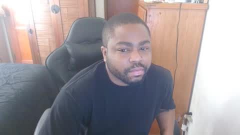 Snapshot of breadw1nnah chatting on December 2024 08:23:01 PM Breadw1nnah online show from December 2024 08:23:01 PM