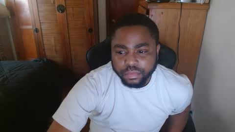 Snapshot of breadw1nnah chatting on January 2025 11:38:02 PM Breadw1nnah online show from January 2025 11:38:02 PM