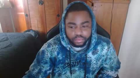 Snapshot of breadw1nnah chatting on January 2025 07:07:02 PM Breadw1nnah online show from January 2025 07:07:02 PM