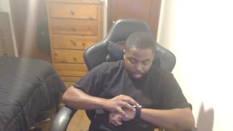 Snapshot of breadw1nnah chatting on September 2025 03:00:01 AM Breadw1nnah online show from September 2025 03:00:01 AM