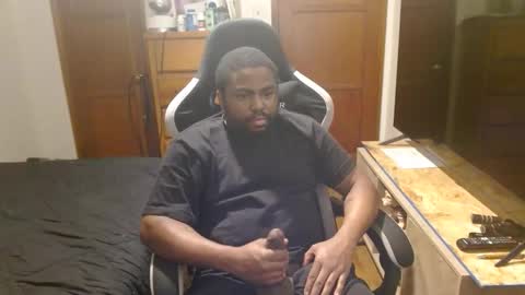 Breadw1nnah online show from May 2026 07:05:01 AM