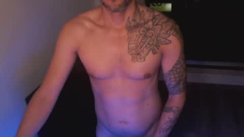 Snapshot of break_dusk chatting on June 2026 03:53:01 AM break_dusk online show from June 2026 03:53:01 AM