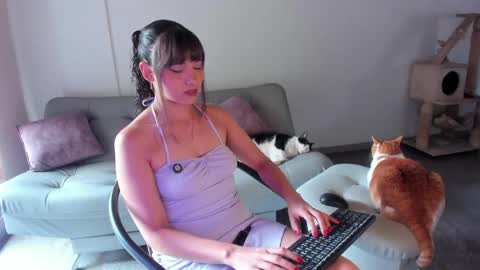 breakfastwithtiffanys online show from May 2026 08:50:02 PM