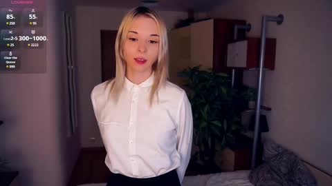 Mia Bunyard online show from March 2025 04:40:02 PM