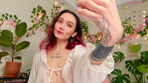 Snapshot of breeding_material chatting on January 2025 03:47:01 PM Ashley Dolce and Lou online show from January 2025 03:47:01 PM