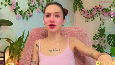 Snapshot of breeding_material chatting on February 2025 03:49:02 PM Ashley Dolce and Lou online show from February 2025 03:49:02 PM