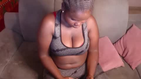 Valentina online show from October 2025 08:15:02 AM