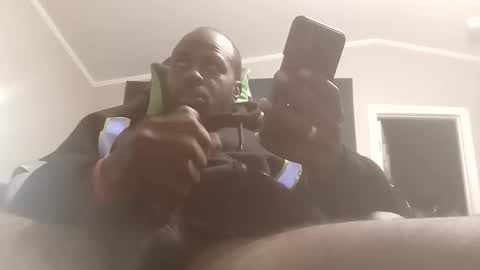 breeze316 online show from November 2025 11:27:01 AM