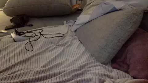 breezydicks online show from October 2025 06:09:01 PM