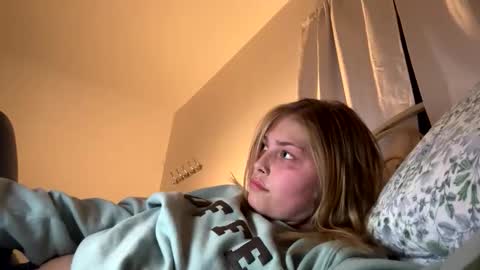 Breezyxlove online show from April 2026 02:25:02 AM