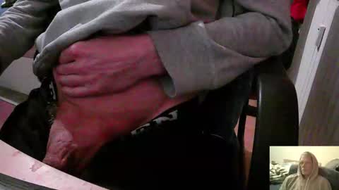 bremer64 online show from October 2025 09:43:02 AM