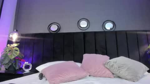   online show from March 2026 04:18:01 AM