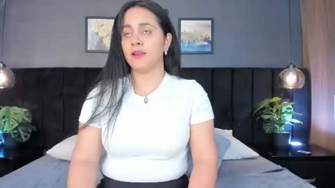 Snapshot of brenda__garcia chatting on July 2026 03:19:02 AM online show from July 2026 03:19:02 AM