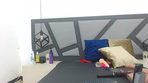 BRENDA VELASQUEZ online show from February 2025 10:26:01 PM