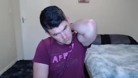 Snapshot of brendansexyboy098754 chatting on December 2024 03:43:01 AM ask me lol online show from December 2024 03:43:01 AM