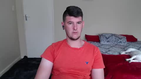 Snapshot of brendansexyboy098754 chatting on December 2024 01:43:02 PM ask me lol online show from December 2024 01:43:02 PM