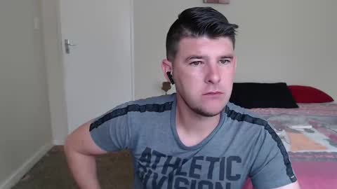 Snapshot of brendansexyboy098754 chatting on December 2024 01:18:02 PM ask me lol online show from December 2024 01:18:02 PM