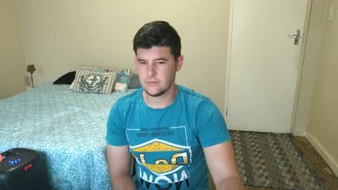 Snapshot of brendansexyboy098754 chatting on January 2025 03:40:02 AM ask me lol online show from January 2025 03:40:02 AM