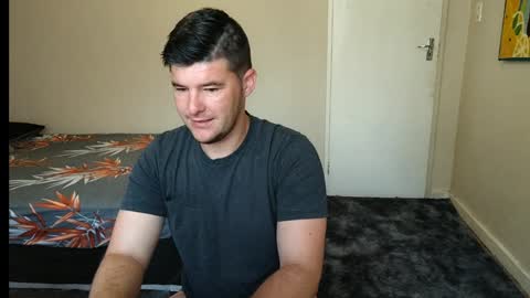 Snapshot of brendansexyboy098754 chatting on January 2025 04:43:01 AM ask me lol online show from January 2025 04:43:01 AM