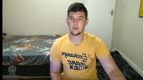 Snapshot of brendansexyboy098754 chatting on January 2025 02:55:01 AM ask me lol online show from January 2025 02:55:01 AM