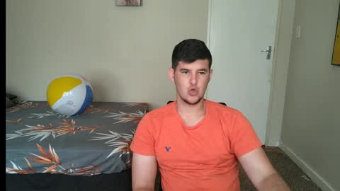 Snapshot of brendansexyboy098754 chatting on January 2025 05:42:01 AM ask me lol online show from January 2025 05:42:01 AM